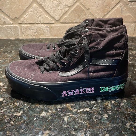 Black High Top Vans size 8 Awaken Desire - Picture 3 of 6